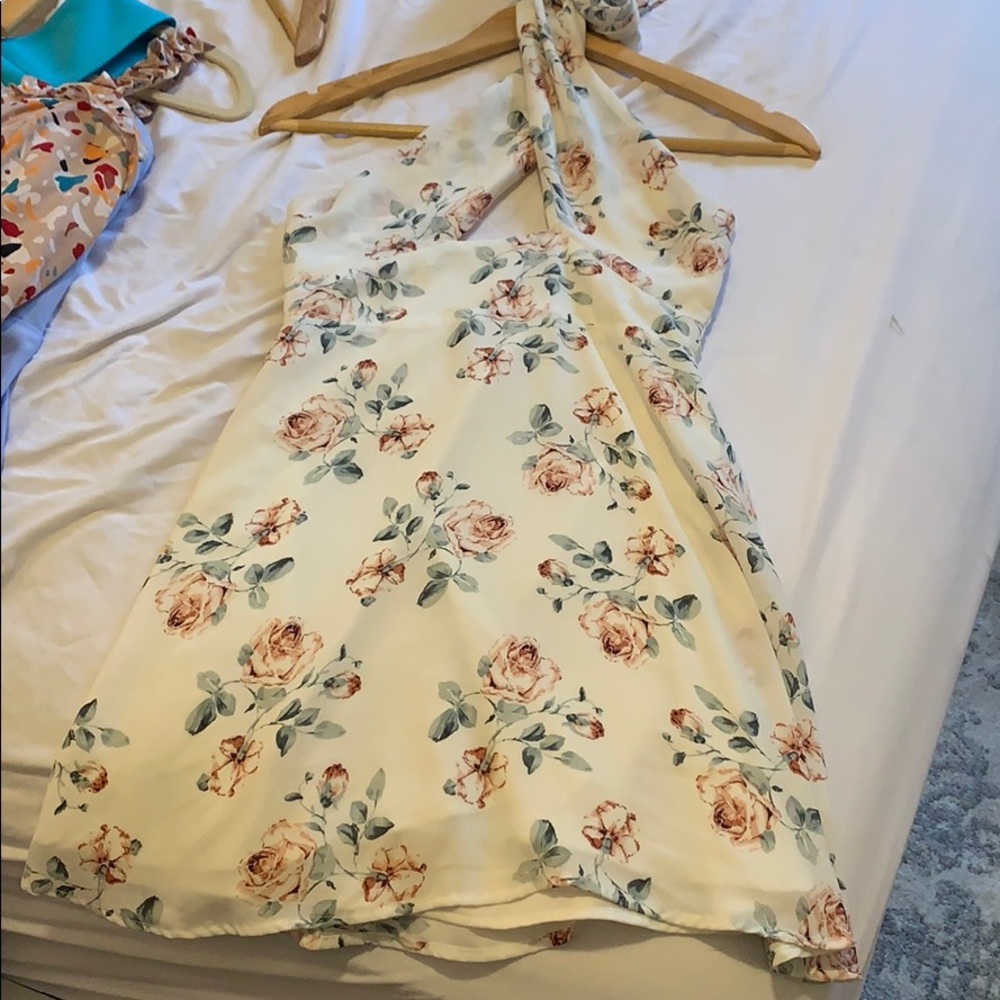 dress via app- NO emails